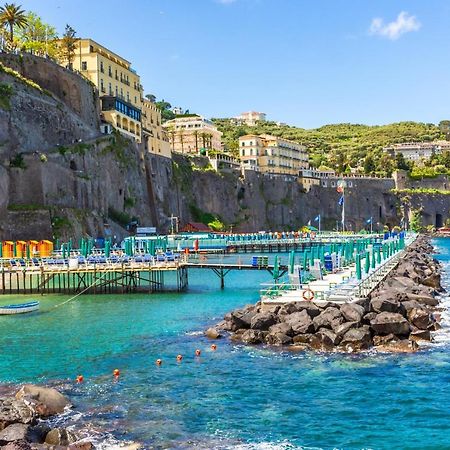 A Suites Sorrento Exterior foto
