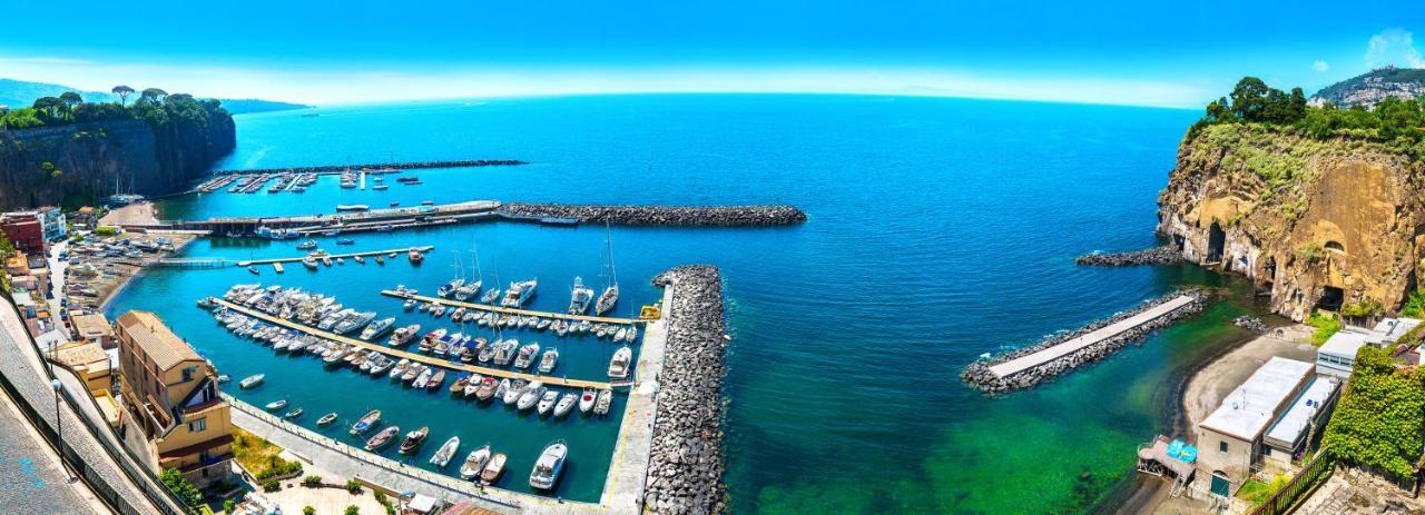 A Suites Sorrento Exterior foto